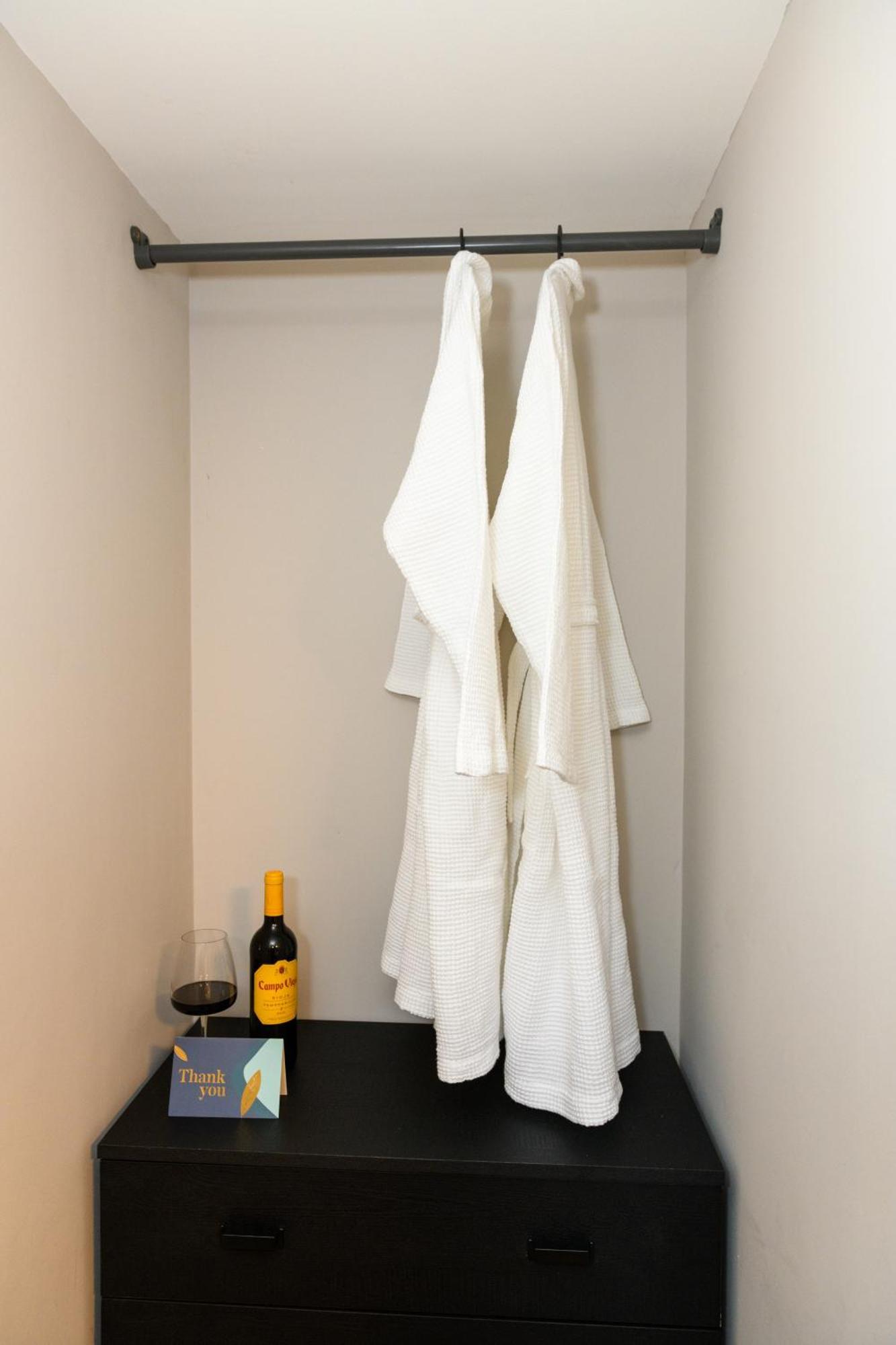 Gad Suite By Koya Homes - 2 Ensuite Bedroom Apartment, Cardiff City Centre, Free Parking ภายนอก รูปภาพ